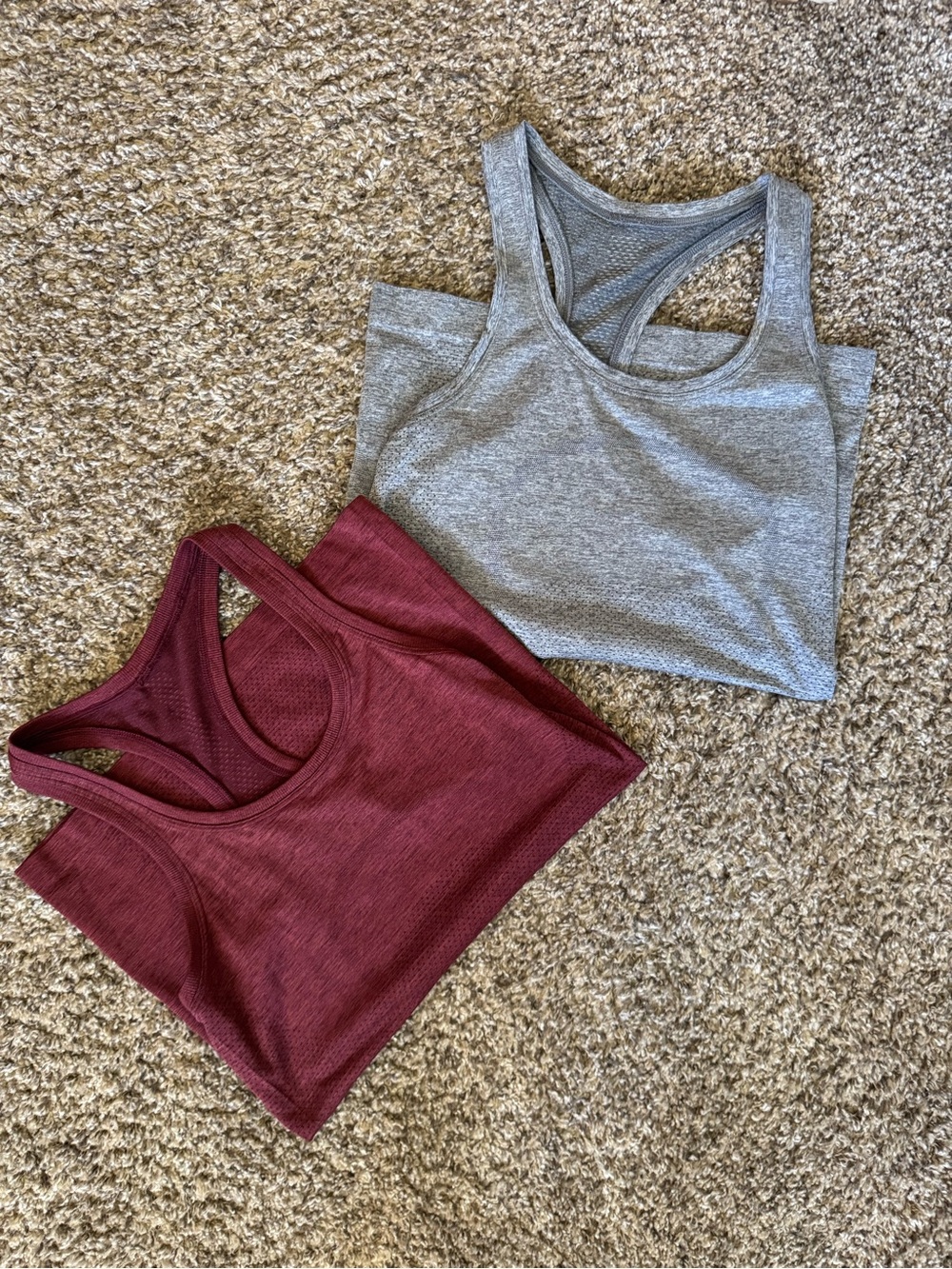 Women's Lululemon Swiftlytech (2)